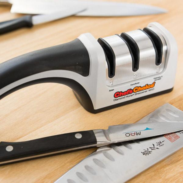 Механическая точилка для домашних кухонных японских (азиатских) и европейских ножей Chef'sChoice 4643, универсальная электрическая точилка для ножей. Официальный сайт ChefsChoice. Бесплатная доставка всех заказов!